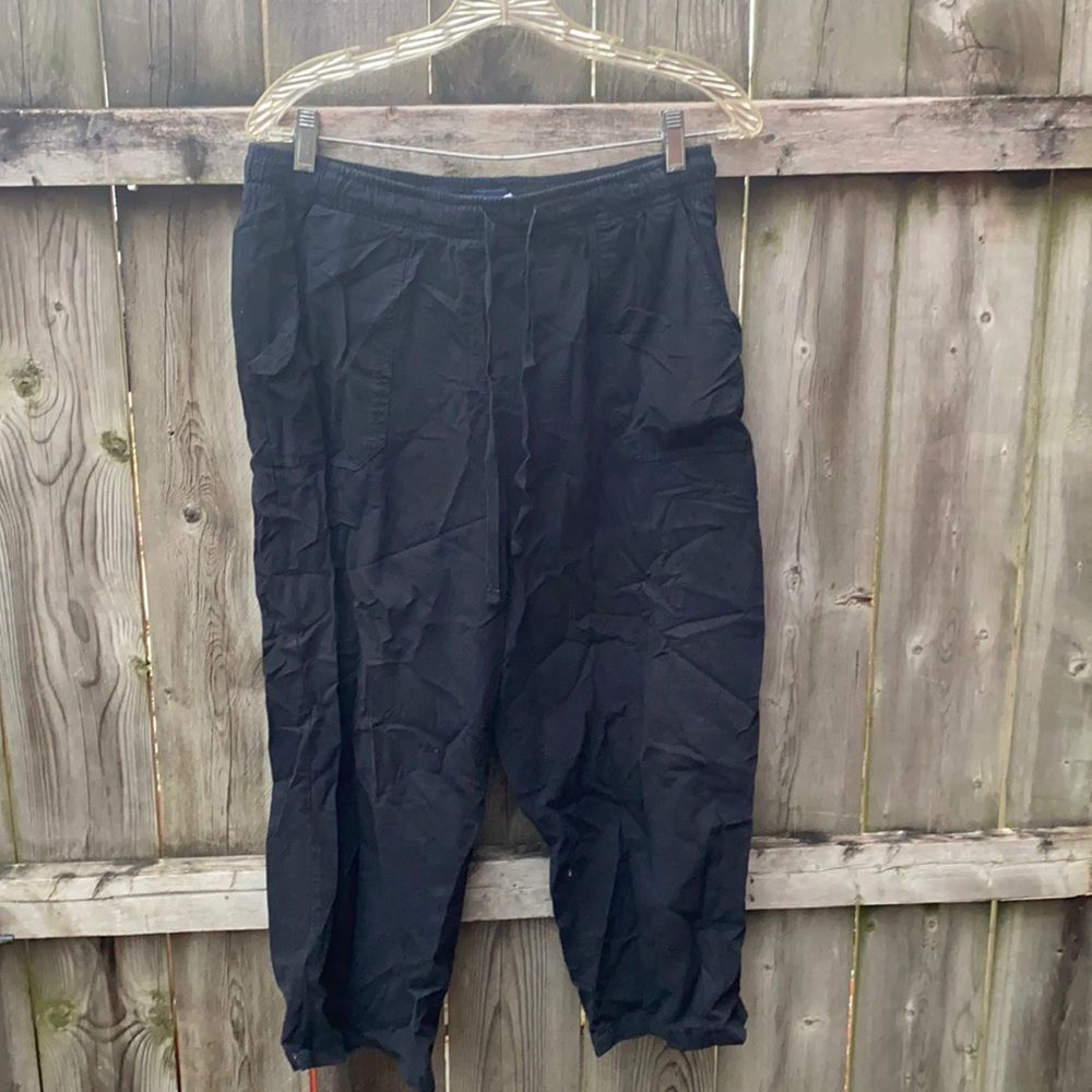 Basic Editions capris sz. S